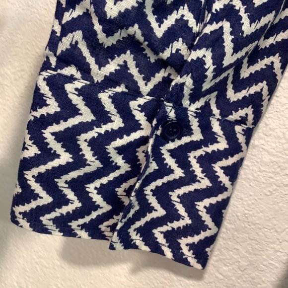 Grand & Greene Button Front V-Neck Blouse EUC Sz S - Picture 6 of 8